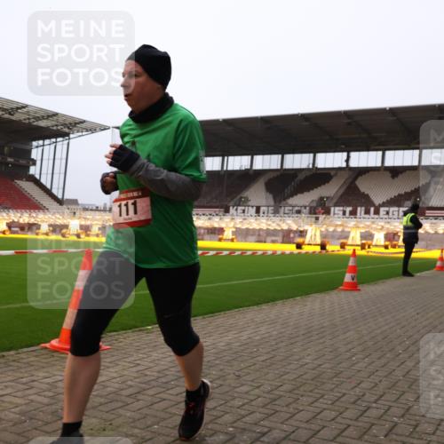08.12.2024 - St. Pauli X-Mass-Run No. 14 Yannick Fuchs http://msf.ph/oto/7476694 08.12.2024 09:58:50 Ziel 111, 488, 989, 1105, 1119, 2722 meine-sportfotos.de