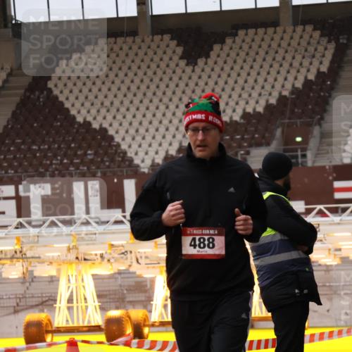 08.12.2024 - St. Pauli X-Mass-Run No. 14 Yannick Fuchs http://msf.ph/oto/7476709 08.12.2024 09:58:52 Ziel 111, 488, 989, 1105, 1119, 2722 meine-sportfotos.de