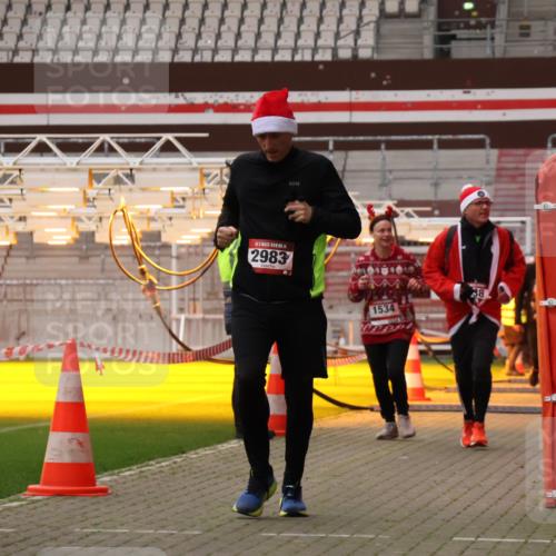08.12.2024 - St. Pauli X-Mass-Run No. 14 Yannick Fuchs http://msf.ph/oto/7476810 08.12.2024 09:59:07 Ziel 738, 1202, 1534, 1802, 1874, 2983, 3293 meine-sportfotos.de