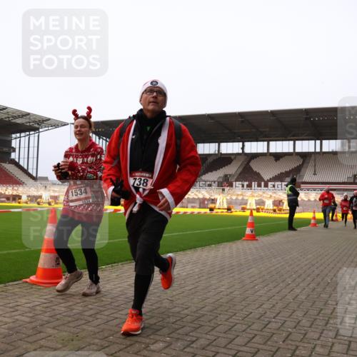 08.12.2024 - St. Pauli X-Mass-Run No. 14 Yannick Fuchs http://msf.ph/oto/7476939 08.12.2024 09:59:16 Ziel 431, 738, 1202, 1534, 1802, 1874, 2983, 3293 meine-sportfotos.de