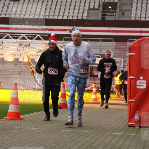 08.12.2024 - St. Pauli X-Mass-Run No. 14 Yannick Fuchs http://msf.ph/oto/7477088 08.12.2024 09:59:28 Ziel 190, 431, 1202, 1802, 1874, 2746, 2762, 3156, 3157 meine-sportfotos.de