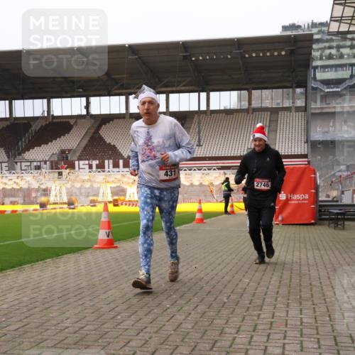 08.12.2024 - St. Pauli X-Mass-Run No. 14 Yannick Fuchs http://msf.ph/oto/7477153 08.12.2024 09:59:33 Ziel 190, 431, 2746, 2762, 3156, 3157 meine-sportfotos.de