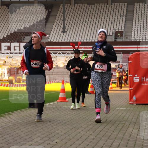 08.12.2024 - St. Pauli X-Mass-Run No. 14 Yannick Fuchs http://msf.ph/oto/7477371 08.12.2024 09:59:49 Ziel 100, 190, 2478, 2480, 2739, 2932, 2958, 3156, 3157, 3294 meine-sportfotos.de