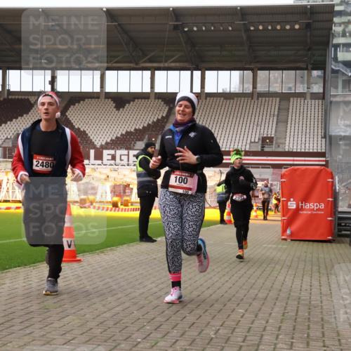 08.12.2024 - St. Pauli X-Mass-Run No. 14 Yannick Fuchs http://msf.ph/oto/7477394 08.12.2024 09:59:50 Ziel 100, 123, 190, 2478, 2480, 2739, 2932, 2958, 3294 meine-sportfotos.de