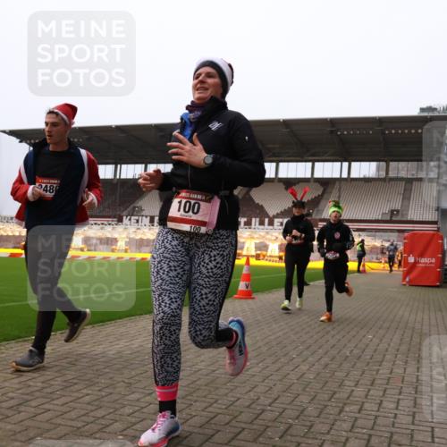 08.12.2024 - St. Pauli X-Mass-Run No. 14 Yannick Fuchs http://msf.ph/oto/7477436 08.12.2024 09:59:52 Ziel 100, 123, 2478, 2480, 2739, 2932, 2958, 3294 meine-sportfotos.de