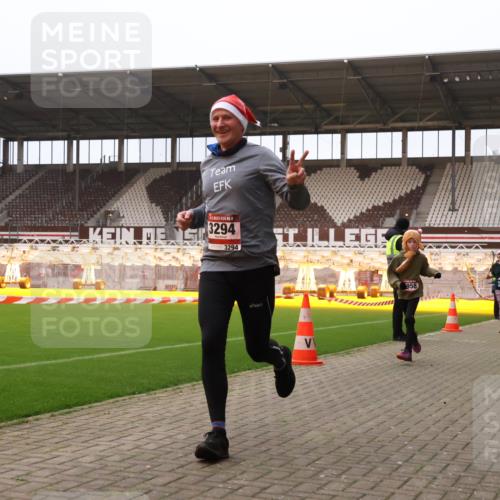 08.12.2024 - St. Pauli X-Mass-Run No. 14 Yannick Fuchs http://msf.ph/oto/7477550 08.12.2024 10:00:01 Ziel 123, 2478, 2480, 2739, 2932, 2958, 3294 meine-sportfotos.de