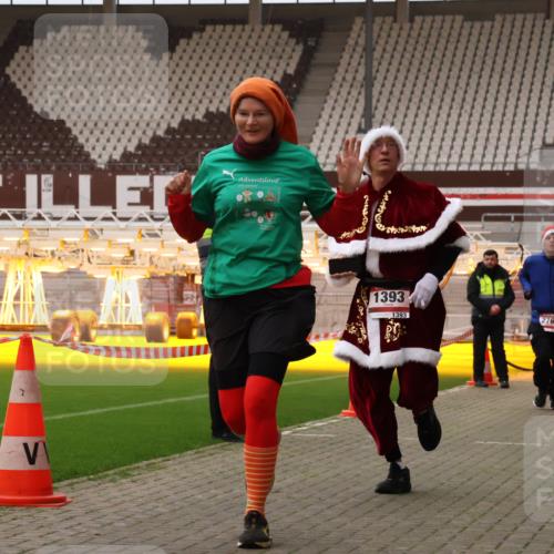 08.12.2024 - St. Pauli X-Mass-Run No. 14 Yannick Fuchs http://msf.ph/oto/7477986 08.12.2024 10:00:33 Ziel 174, 259, 484, 608, 1393, 1725, 2760, 3013, 3015, 3170 meine-sportfotos.de