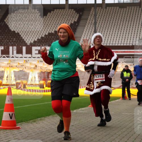 08.12.2024 - St. Pauli X-Mass-Run No. 14 Yannick Fuchs http://msf.ph/oto/7477989 08.12.2024 10:00:33 Ziel 174, 259, 484, 608, 1393, 1725, 2760, 3013, 3015, 3170 meine-sportfotos.de