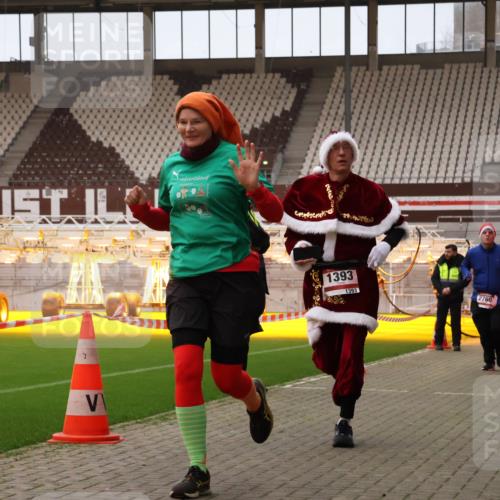 08.12.2024 - St. Pauli X-Mass-Run No. 14 Yannick Fuchs http://msf.ph/oto/7478002 08.12.2024 10:00:34 Ziel 174, 259, 484, 608, 1393, 1725, 2760, 3170 meine-sportfotos.de