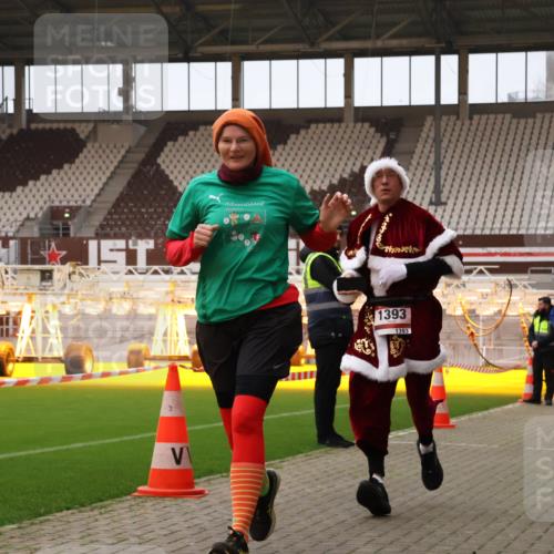08.12.2024 - St. Pauli X-Mass-Run No. 14 Yannick Fuchs http://msf.ph/oto/7478004 08.12.2024 10:00:34 Ziel 174, 259, 484, 608, 1393, 1725, 2760, 3170 meine-sportfotos.de