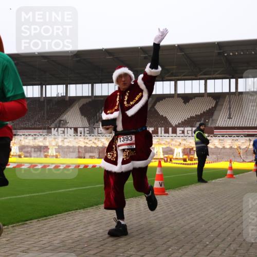 08.12.2024 - St. Pauli X-Mass-Run No. 14 Yannick Fuchs http://msf.ph/oto/7478040 08.12.2024 10:00:36 Ziel 174, 484, 608, 1393, 1725, 2760 meine-sportfotos.de