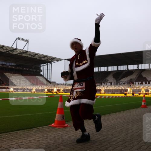 08.12.2024 - St. Pauli X-Mass-Run No. 14 Yannick Fuchs http://msf.ph/oto/7478075 08.12.2024 10:00:36 Ziel 174, 484, 608, 1393, 1725, 2760 meine-sportfotos.de