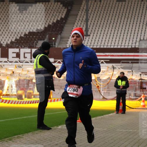 08.12.2024 - St. Pauli X-Mass-Run No. 14 Yannick Fuchs http://msf.ph/oto/7478089 08.12.2024 10:00:38 Ziel 174, 484, 608, 1393, 1725, 2760 meine-sportfotos.de
