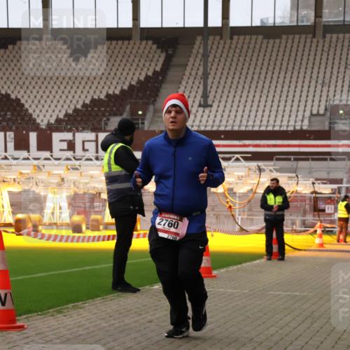 08.12.2024 - St. Pauli X-Mass-Run No. 14 Yannick Fuchs http://msf.ph/oto/7478096 08.12.2024 10:00:38 Ziel 174, 484, 608, 1393, 1725, 2760 meine-sportfotos.de