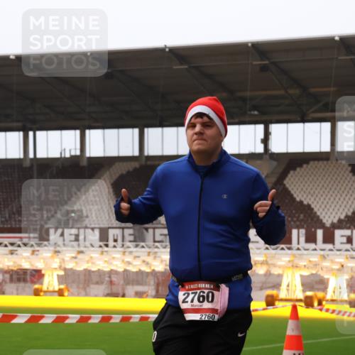 08.12.2024 - St. Pauli X-Mass-Run No. 14 Yannick Fuchs http://msf.ph/oto/7478147 08.12.2024 10:00:40 Ziel 174, 484, 608, 1393, 1725, 2760 meine-sportfotos.de