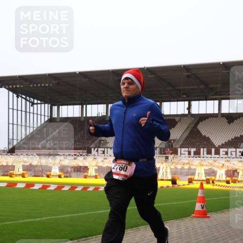 08.12.2024 - St. Pauli X-Mass-Run No. 14 Yannick Fuchs http://msf.ph/oto/7478156 08.12.2024 10:00:40 Ziel 174, 484, 608, 1393, 1725, 2760 meine-sportfotos.de