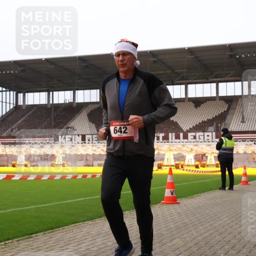 08.12.2024 - St. Pauli X-Mass-Run No. 14 Yannick Fuchs http://msf.ph/oto/7478203 08.12.2024 10:00:59 Ziel 410, 642, 1750, 1773, 2447, 2808, 2809, 3033 meine-sportfotos.de