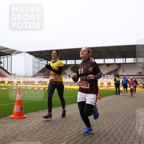 08.12.2024 - St. Pauli X-Mass-Run No. 14 Yannick Fuchs http://msf.ph/oto/7478316 08.12.2024 10:01:06 Ziel 410, 418, 642, 1750, 1773, 2447, 2696, 2808, 2809, 3033 meine-sportfotos.de