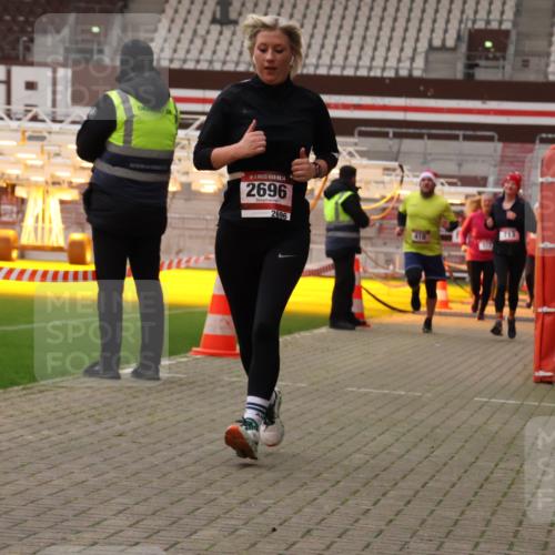 08.12.2024 - St. Pauli X-Mass-Run No. 14 Yannick Fuchs http://msf.ph/oto/7478453 08.12.2024 10:01:18 Ziel 410, 418, 512, 713, 946, 1750, 2447, 2696 meine-sportfotos.de