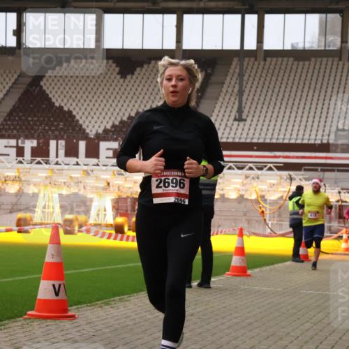 08.12.2024 - St. Pauli X-Mass-Run No. 14 Yannick Fuchs http://msf.ph/oto/7478459 08.12.2024 10:01:19 Ziel 410, 418, 512, 713, 946, 1750, 2447, 2696 meine-sportfotos.de
