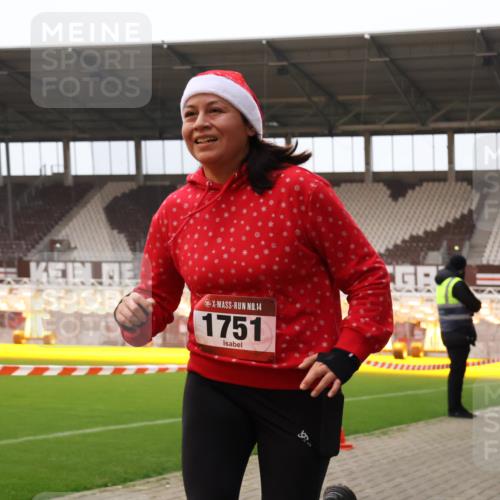 08.12.2024 - St. Pauli X-Mass-Run No. 14 Yannick Fuchs http://msf.ph/oto/7478886 08.12.2024 10:01:56 Ziel 86, 1751, 1784, 2302, 2361, 2362, 2817, 2826, 2833, 2965, 3093, 3254, 3304 meine-sportfotos.de