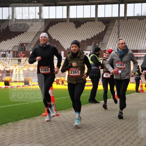 08.12.2024 - St. Pauli X-Mass-Run No. 14 Yannick Fuchs http://msf.ph/oto/7478945 08.12.2024 10:02:00 Ziel 86, 1751, 1784, 2302, 2361, 2362, 2817, 2826, 2833, 2965, 3093, 3304 meine-sportfotos.de