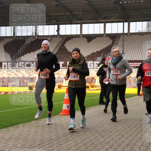 08.12.2024 - St. Pauli X-Mass-Run No. 14 Yannick Fuchs http://msf.ph/oto/7478951 08.12.2024 10:02:00 Ziel 86, 1751, 1784, 2302, 2361, 2362, 2817, 2826, 2833, 2965, 3093, 3304 meine-sportfotos.de