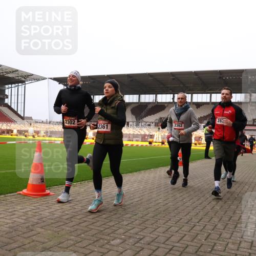08.12.2024 - St. Pauli X-Mass-Run No. 14 Yannick Fuchs http://msf.ph/oto/7478973 08.12.2024 10:02:01 Ziel 86, 1751, 1784, 2302, 2361, 2362, 2817, 2826, 2833, 2965, 3093, 3304 meine-sportfotos.de