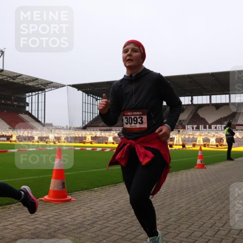 08.12.2024 - St. Pauli X-Mass-Run No. 14 Yannick Fuchs http://msf.ph/oto/7479007 08.12.2024 10:02:03 Ziel 86, 588, 1751, 1784, 2302, 2361, 2362, 2780, 2817, 2826, 2965, 3093, 3304 meine-sportfotos.de