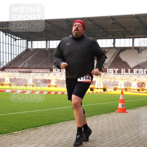 08.12.2024 - St. Pauli X-Mass-Run No. 14 Yannick Fuchs http://msf.ph/oto/7479061 08.12.2024 10:02:07 Ziel 86, 588, 838, 1784, 2302, 2361, 2362, 2780, 2817, 2826, 2965, 3093, 3255, 3304 meine-sportfotos.de