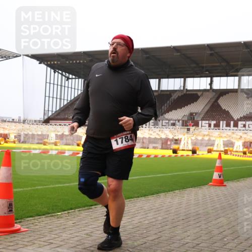 08.12.2024 - St. Pauli X-Mass-Run No. 14 Yannick Fuchs http://msf.ph/oto/7479075 08.12.2024 10:02:07 Ziel 86, 588, 838, 1784, 2302, 2361, 2362, 2780, 2817, 2826, 2965, 3093, 3255, 3304 meine-sportfotos.de