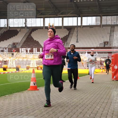 08.12.2024 - St. Pauli X-Mass-Run No. 14 Yannick Fuchs http://msf.ph/oto/7479082 08.12.2024 10:02:08 Ziel 86, 588, 838, 1784, 2302, 2361, 2362, 2780, 2817, 2826, 2965, 3093, 3255, 3304 meine-sportfotos.de