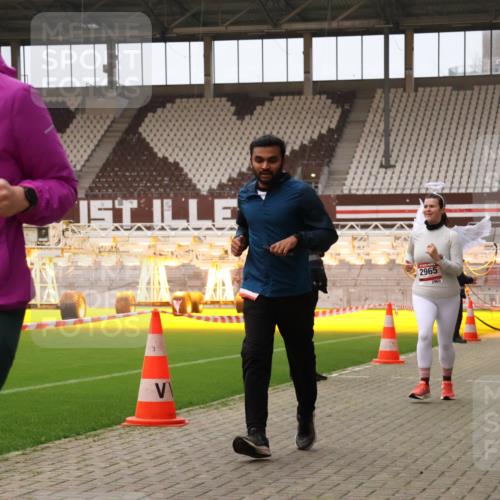 08.12.2024 - St. Pauli X-Mass-Run No. 14 Yannick Fuchs http://msf.ph/oto/7479104 08.12.2024 10:02:09 Ziel 86, 588, 838, 1784, 2302, 2361, 2362, 2780, 2817, 2826, 2965, 3093, 3255, 3304 meine-sportfotos.de