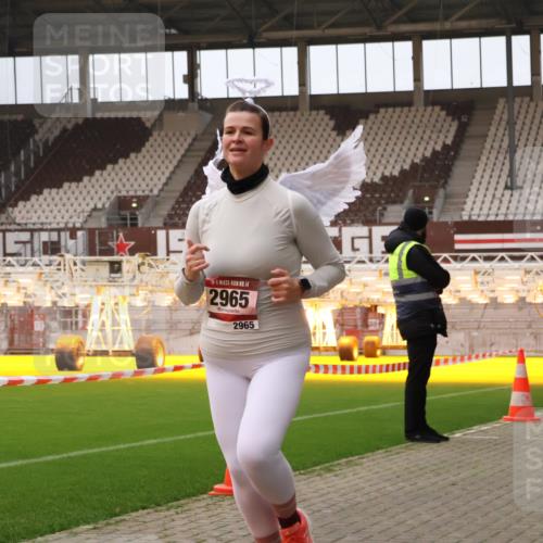 08.12.2024 - St. Pauli X-Mass-Run No. 14 Yannick Fuchs http://msf.ph/oto/7479144 08.12.2024 10:02:11 Ziel 588, 838, 1784, 2780, 2817, 2965, 3093, 3255, 3304 meine-sportfotos.de