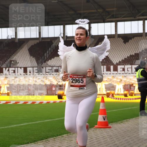 08.12.2024 - St. Pauli X-Mass-Run No. 14 Yannick Fuchs http://msf.ph/oto/7479157 08.12.2024 10:02:11 Ziel 588, 838, 1784, 2780, 2817, 2965, 3093, 3255, 3304 meine-sportfotos.de