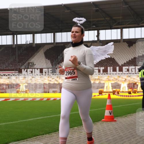 08.12.2024 - St. Pauli X-Mass-Run No. 14 Yannick Fuchs http://msf.ph/oto/7479164 08.12.2024 10:02:12 Ziel 588, 838, 1784, 2780, 2817, 2965, 3255, 3304 meine-sportfotos.de