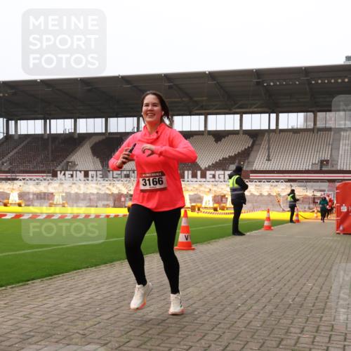 08.12.2024 - St. Pauli X-Mass-Run No. 14 Yannick Fuchs http://msf.ph/oto/7479373 08.12.2024 10:02:25 Ziel 479, 588, 838, 2780, 3255 meine-sportfotos.de