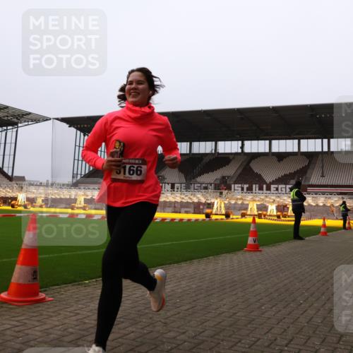 08.12.2024 - St. Pauli X-Mass-Run No. 14 Yannick Fuchs http://msf.ph/oto/7479397 08.12.2024 10:02:26 Ziel 479, 588, 604, 609, 838, 2780, 3255 meine-sportfotos.de