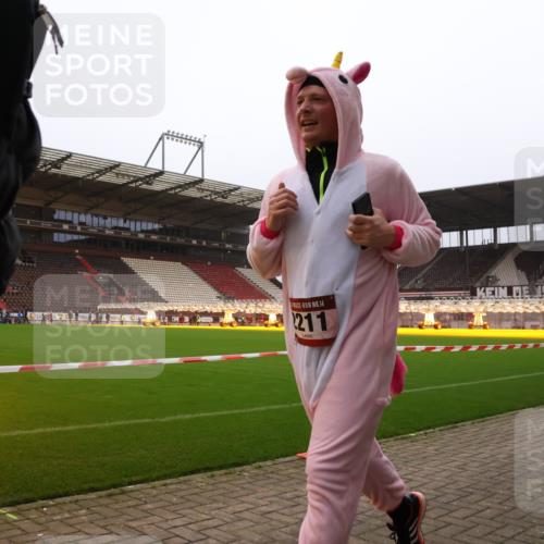 08.12.2024 - St. Pauli X-Mass-Run No. 14 Yannick Fuchs http://msf.ph/oto/7479753 08.12.2024 10:02:45 Ziel 187, 345, 349, 604, 609, 1018, 1275, 2211, 2334, 2371, 2426, 2898, 3104, 3105 meine-sportfotos.de