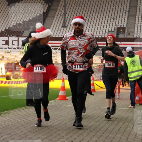 08.12.2024 - St. Pauli X-Mass-Run No. 14 Yannick Fuchs http://msf.ph/oto/7479813 08.12.2024 10:02:50 Ziel 187, 345, 349, 604, 609, 613, 630, 1018, 1275, 2211, 2334, 2371, 2426, 2898, 3104, 3105 meine-sportfotos.de