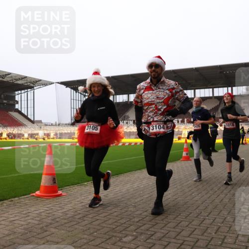 08.12.2024 - St. Pauli X-Mass-Run No. 14 Yannick Fuchs http://msf.ph/oto/7479873 08.12.2024 10:02:53 Ziel 187, 345, 349, 613, 630, 1018, 1219, 1275, 2211, 2426, 2898, 3039, 3104, 3105 meine-sportfotos.de