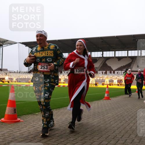 08.12.2024 - St. Pauli X-Mass-Run No. 14 Yannick Fuchs http://msf.ph/oto/7480355 08.12.2024 10:03:18 Ziel 253, 406, 809, 1219, 1385, 1958, 2213, 2265, 2822, 3039 meine-sportfotos.de