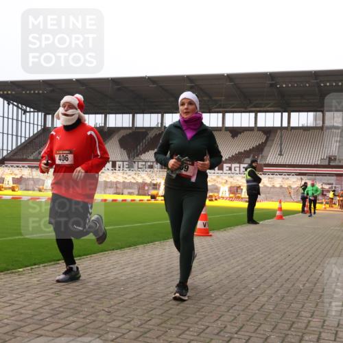 08.12.2024 - St. Pauli X-Mass-Run No. 14 Yannick Fuchs http://msf.ph/oto/7480394 08.12.2024 10:03:21 Ziel 253, 406, 809, 1385, 2822, 3260 meine-sportfotos.de