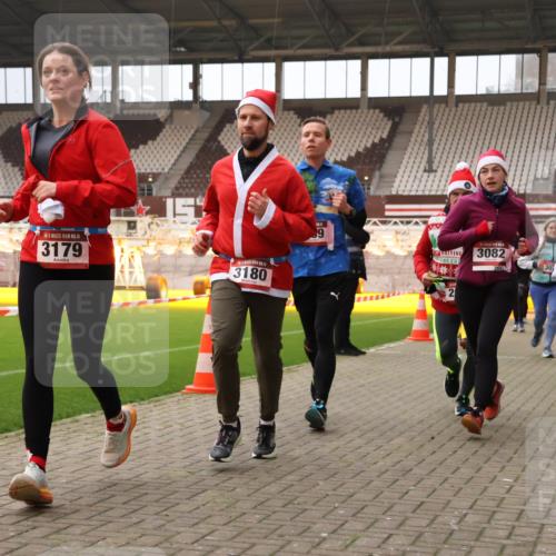 08.12.2024 - St. Pauli X-Mass-Run No. 14 Yannick Fuchs http://msf.ph/oto/7480750 08.12.2024 10:03:58 Ziel 330, 624, 815, 1565, 1678, 1788, 1870, 2094, 2219, 2759, 2819, 2848, 2933, 2948, 2955, 3062, 3063, 3071, 3082, 3169, 3179, 3180 meine-sportfotos.de