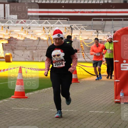 08.12.2024 - St. Pauli X-Mass-Run No. 14 Yannick Fuchs http://msf.ph/oto/7480911 08.12.2024 10:04:17 Ziel 31, 89, 791, 815, 1421, 1788, 1870, 2380, 2382, 2383, 2604, 2933, 3008 meine-sportfotos.de
