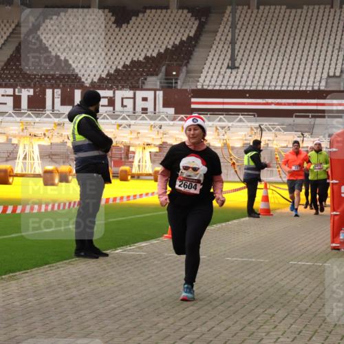 08.12.2024 - St. Pauli X-Mass-Run No. 14 Yannick Fuchs http://msf.ph/oto/7480917 08.12.2024 10:04:18 Ziel 31, 89, 299, 627, 634, 791, 815, 1421, 1788, 1870, 2380, 2382, 2383, 2604, 2933, 3008 meine-sportfotos.de