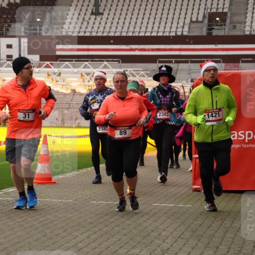 08.12.2024 - St. Pauli X-Mass-Run No. 14 Yannick Fuchs http://msf.ph/oto/7480965 08.12.2024 10:04:24 Ziel 31, 89, 299, 627, 634, 791, 1421, 2380, 2382, 2383, 2604, 3008 meine-sportfotos.de
