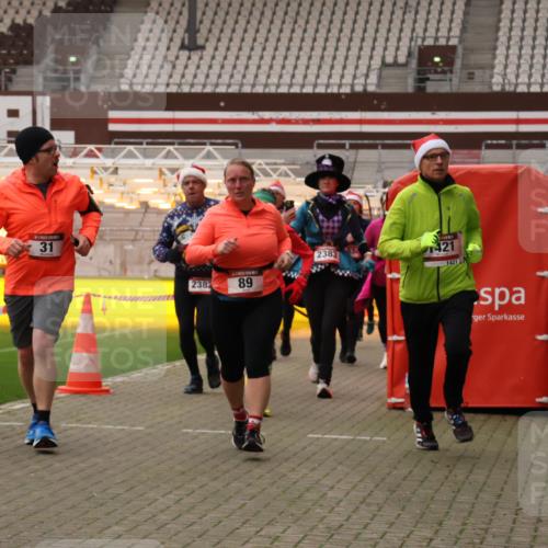 08.12.2024 - St. Pauli X-Mass-Run No. 14 Yannick Fuchs http://msf.ph/oto/7480969 08.12.2024 10:04:24 Ziel 31, 89, 299, 627, 634, 791, 1421, 2380, 2382, 2383, 2604, 3008 meine-sportfotos.de