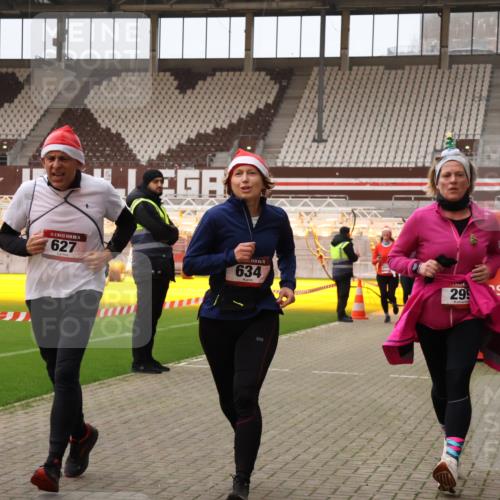 08.12.2024 - St. Pauli X-Mass-Run No. 14 Yannick Fuchs http://msf.ph/oto/7481055 08.12.2024 10:04:31 Ziel 31, 76, 89, 172, 299, 595, 627, 634, 748, 791, 1421, 2380, 2382, 2383, 2485, 2758, 3007, 3008 meine-sportfotos.de