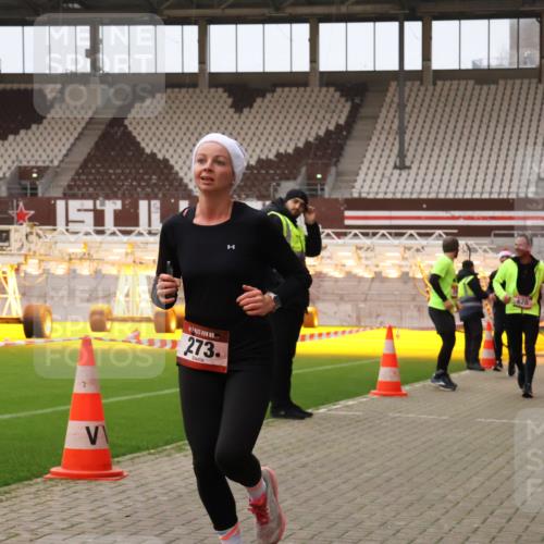 08.12.2024 - St. Pauli X-Mass-Run No. 14 Yannick Fuchs http://msf.ph/oto/7481794 08.12.2024 10:05:21 Ziel 24, 273, 312, 620, 949, 1959, 2013, 2015, 2031, 2165, 2836, 2889, 2890, 2903, 2904, 3077, 3310, 3311, 3312, 3313, 3314, 3315, 3316, 3317, 3318 meine-sportfotos.de